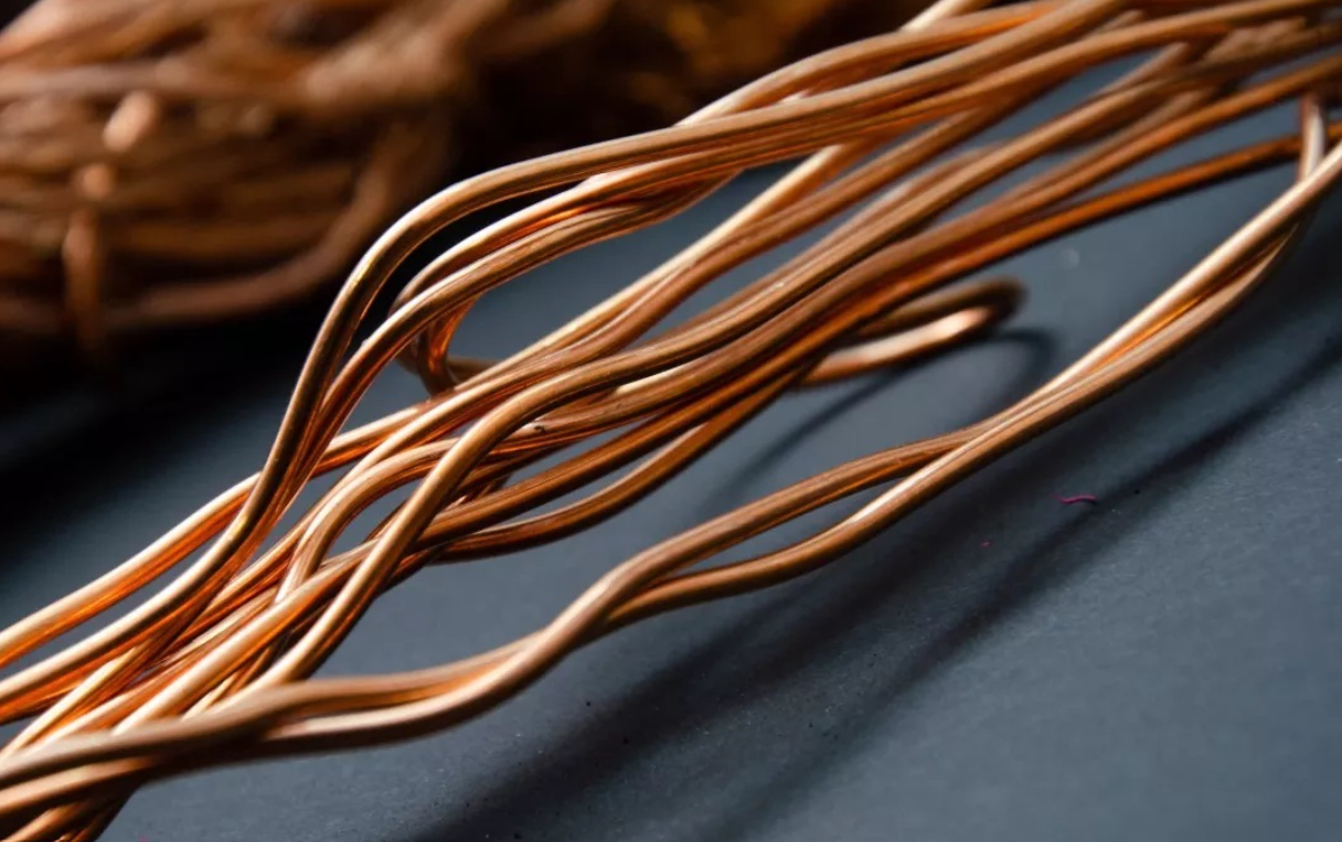 Teknolojiyi değiştirecek keşif: En iyi ısı iletkeni artık bakır değil!