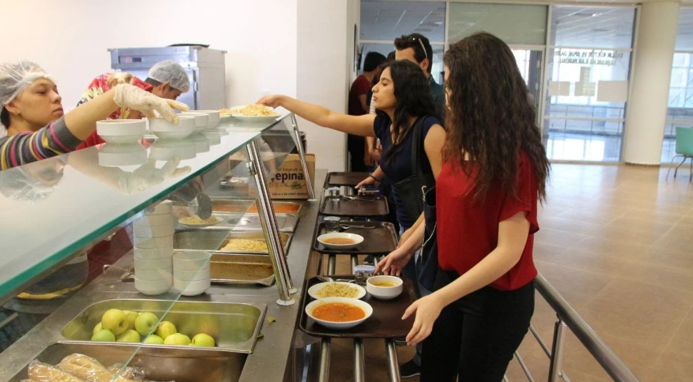 İstanbul’daki öğrencilere 2 bin TL yemek desteği! Valilik duyurdu